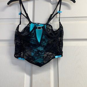 NWOT Sexy Lace Cupless Bra